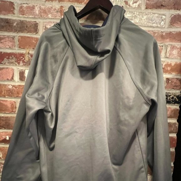 New England Patriots hoodie size medium - Picture 5 of 5